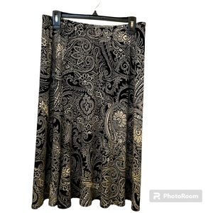 Chico’s Black and White Paisley Skirt With Pull On Elastic Waistband